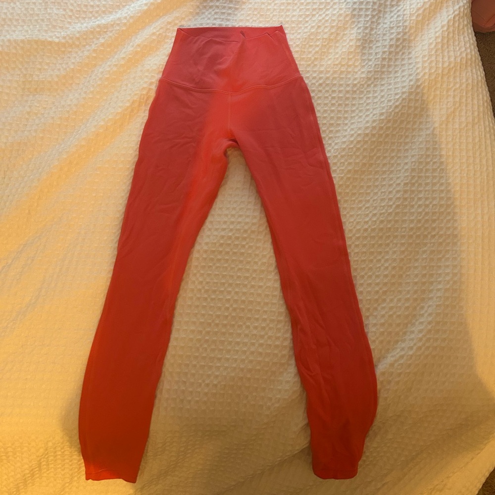 LULULEMON coral 28 inch aligned leggings size 2